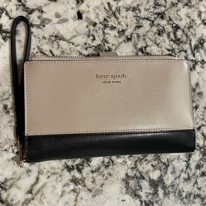 Kate Spade Spencer Phone Wallet